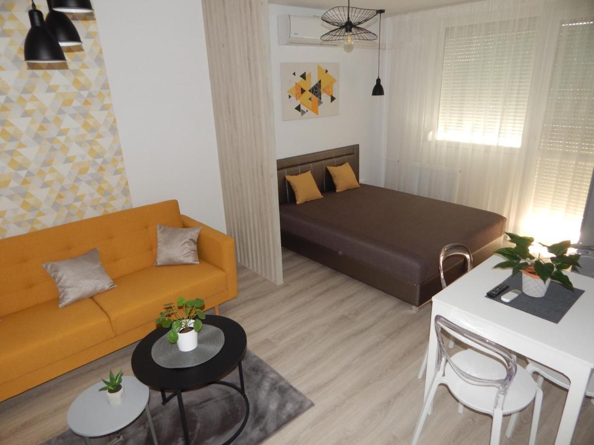 Pisztácia 2020 Apartman Kazincbarcika Exterior foto